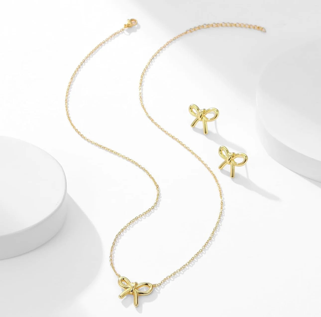 Saiyra Anti-Tarnish Gold Bow Knot Necklace & Earring Set
