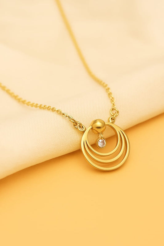 Gold necklace with a circular pendant 
Gold daily wear necklace
Minimal CZ pendant
Anti-tarnish necklace for girls
Lightweight gold chain
Gold necklace under 1000
